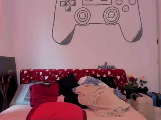 OliviaKisss3 webcam