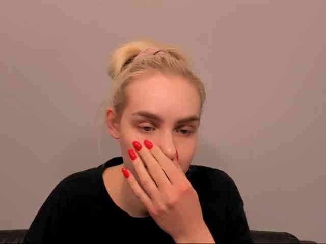 OliviaKisss3 webcam