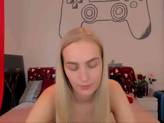 OliviaKisss3