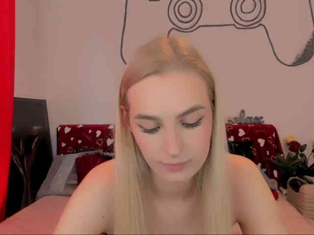 OliviaKisss3 webcam