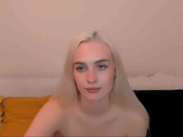 OliviaKisss3 webcam