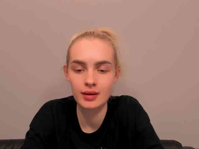 OliviaKisss3 OliviaKisss3