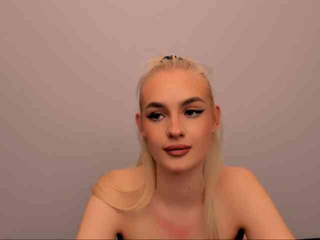 OliviaKisss3 webcam