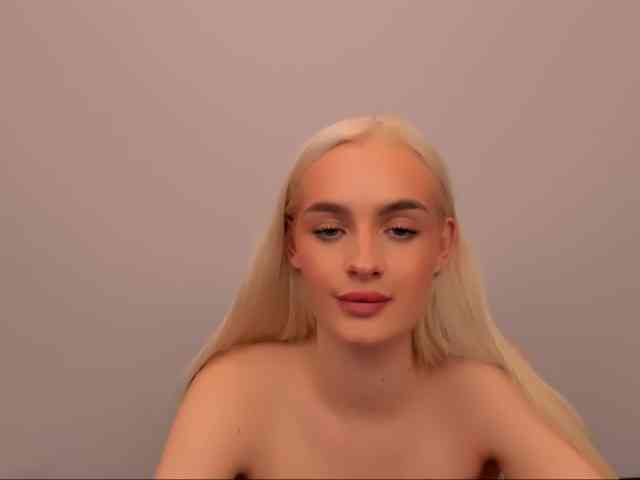 OliviaKisss3 OliviaKisss3