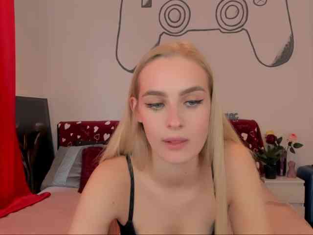 OliviaKisss3 webcam