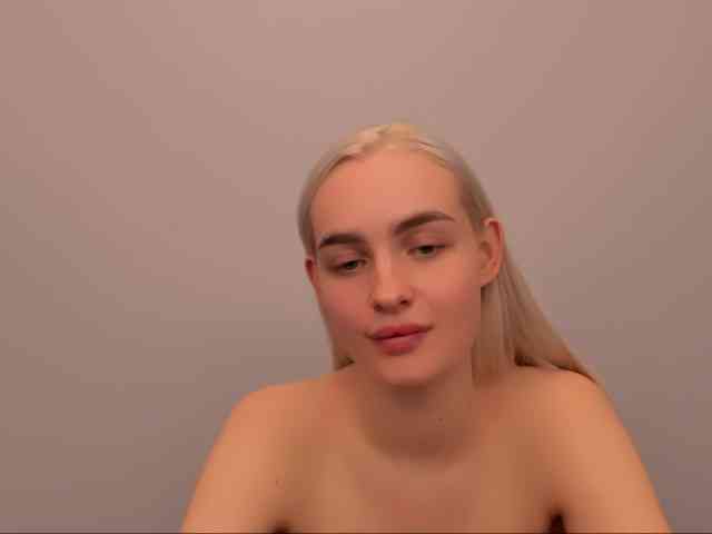 OliviaKisss3 OliviaKisss3