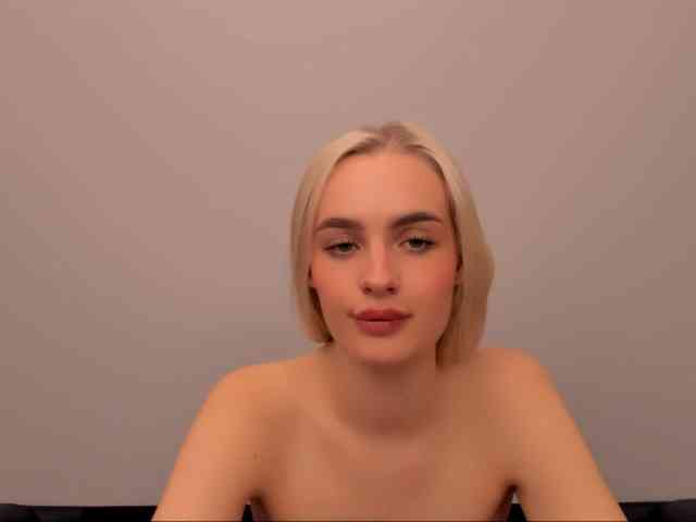 OliviaKisss3 webcam