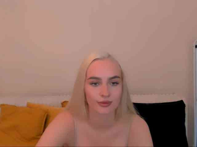 OliviaKisss3 webcam