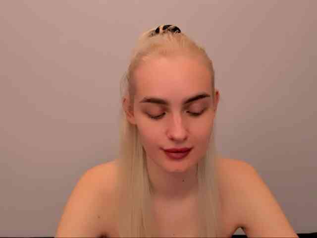 OliviaKisss3 OliviaKisss3