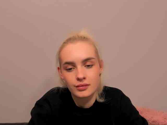 OliviaKisss3 webcam