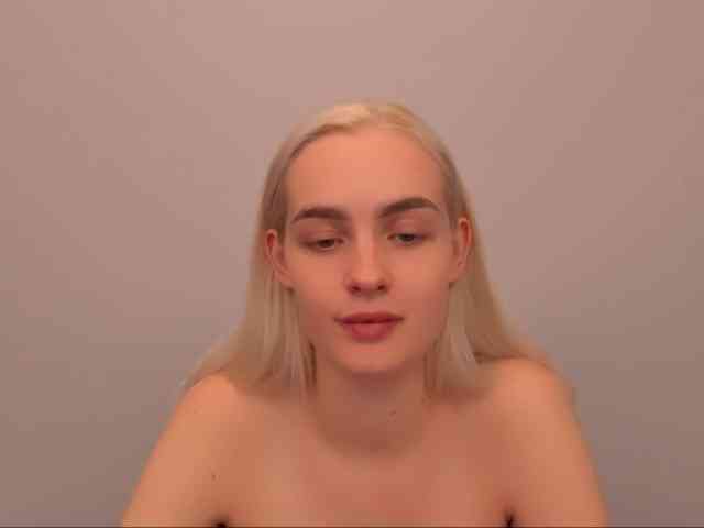 OliviaKisss3 OliviaKisss3