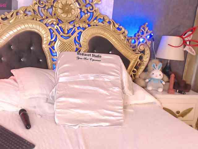 GiselleNoah GiselleNoah