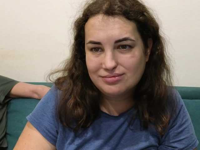 Vlada-13-Alex's BongaCams show and profile