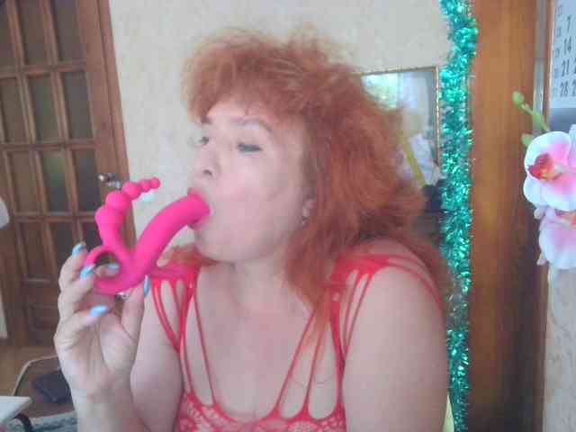 LadaMay webcam