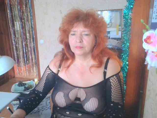 LadaMay webcam