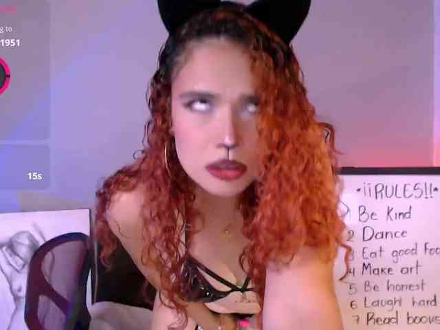 Bikergiirl webcam