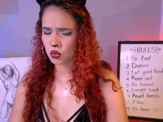Bikergiirl webcam