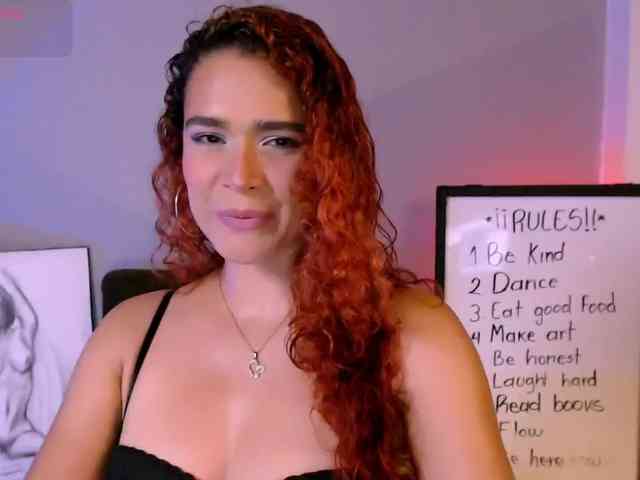 Bikergiirl webcam