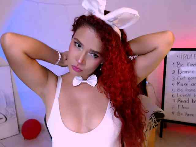 Bikergiirl webcam