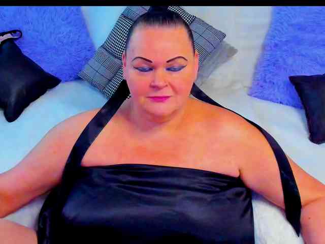 MilanaBiegert webcam