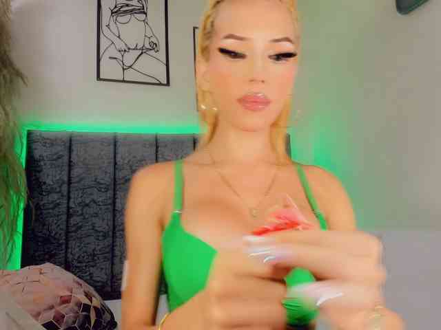 roxy-sexy21