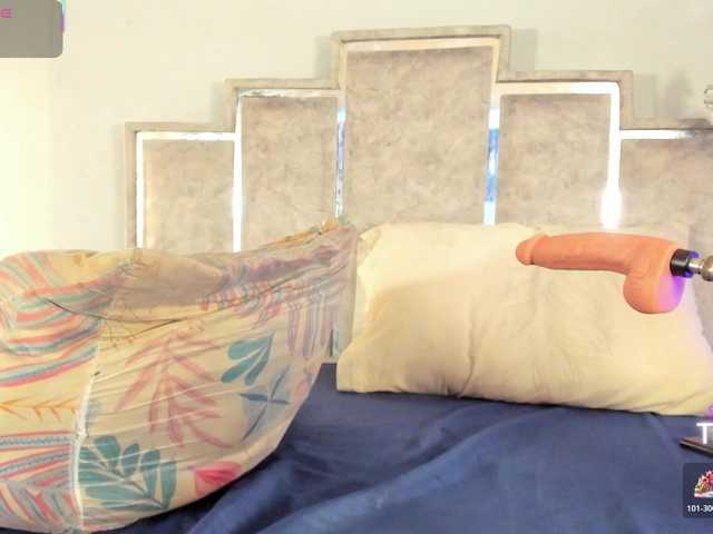 GabyyJones's BongaCams show and profile