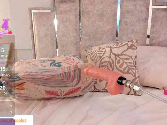 GabyyJones webcam