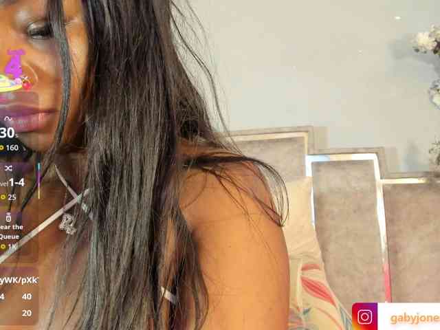 GabyyJones Live Webcam on BongaCams