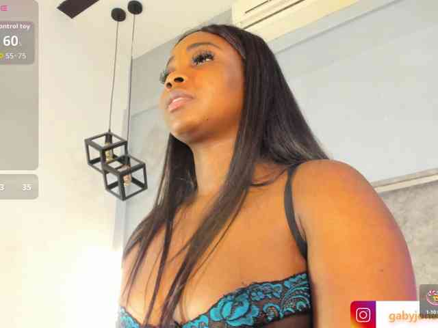 GabyyJones Live Webcam on BongaCams