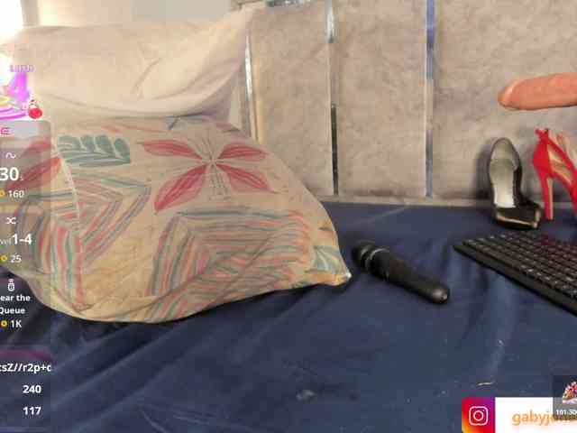 GabyyJones webcam