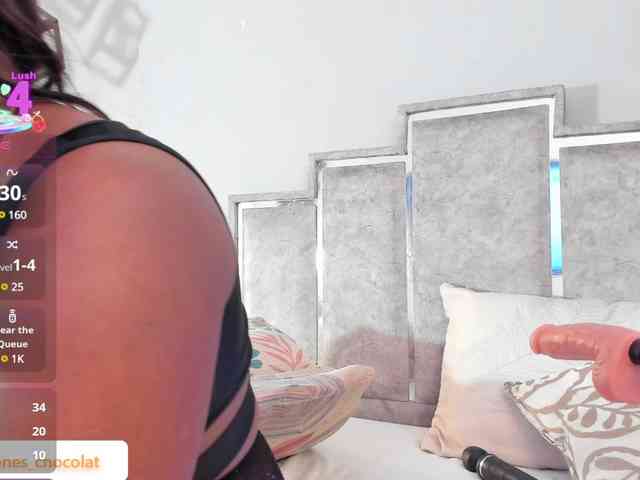 GabyyJones webcam