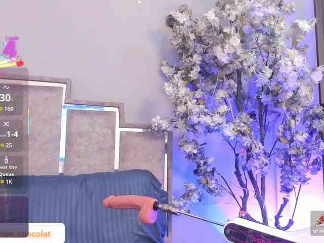 GabyyJones webcam