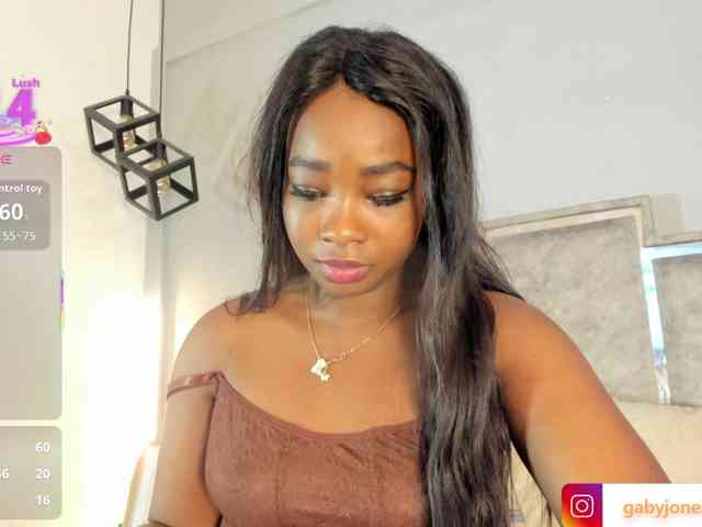GabyyJones webcam