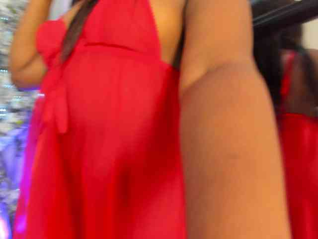 GabyyJones webcam