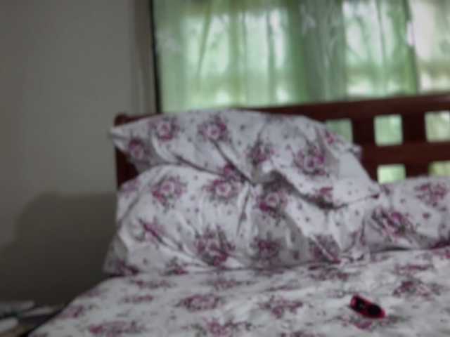 BongaCams Aliz-aliz is Freechat Aliz-aliz — I'm ready to have fun with you in private, full private !!!