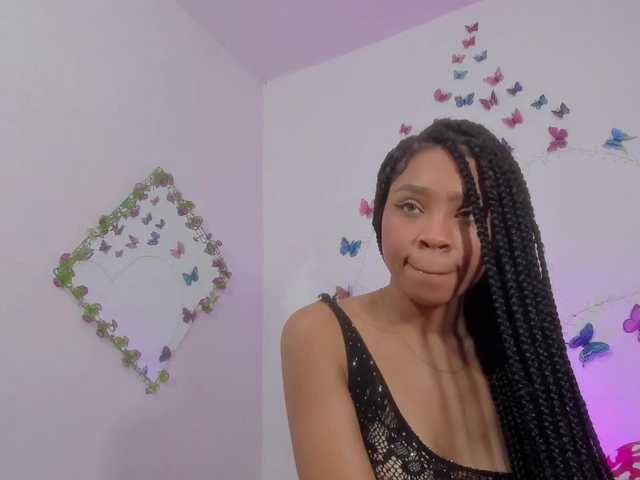 skinnyslutgirl webcam bongacams model stream image