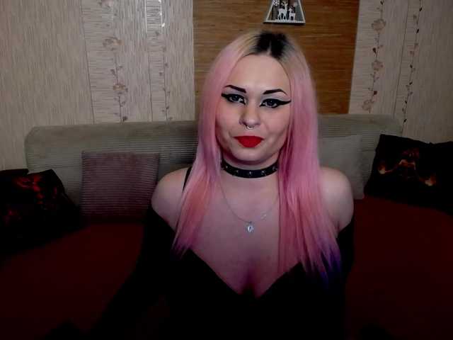 AnnessixReign's BongaCams show and profile