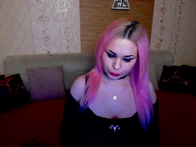 AnnessixReign's BongaCams show and profile