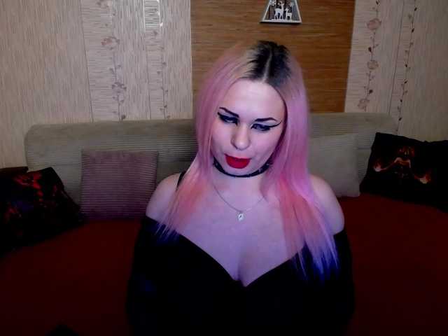 AnnessixReign's BongaCams show and profile