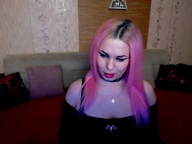 AnnessixReign live cam