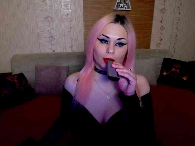 AnnessixReign webcam