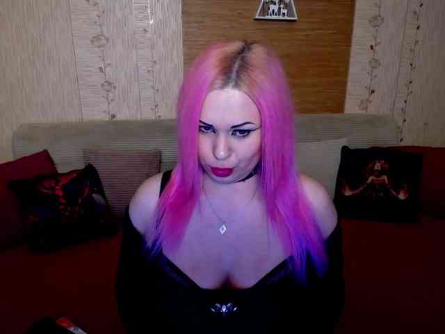 AnnessixReign webcam