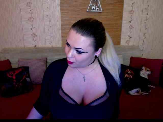 AnnessixReign webcam