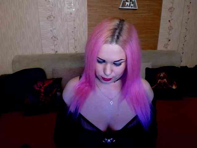 AnnessixReign webcam