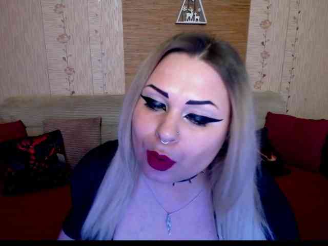 AnnessixReign webcam