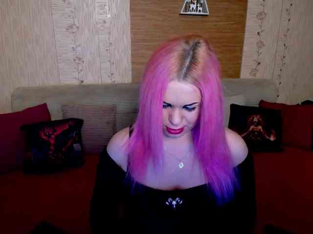 AnnessixReign webcam