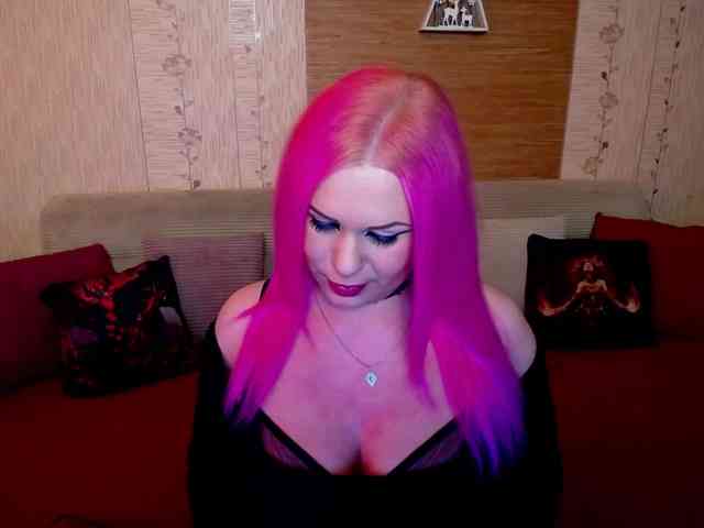 AnnessixReign webcam