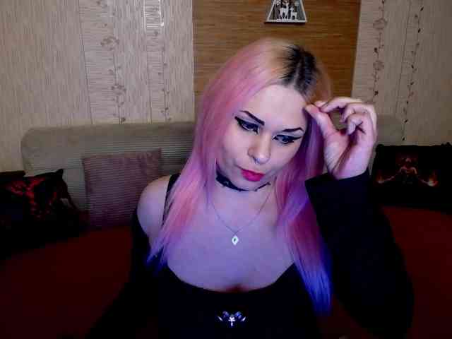 AnnessixReign webcam