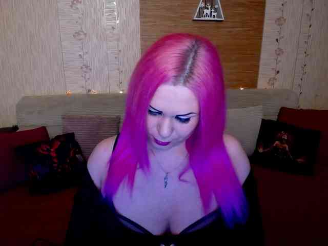 AnnessixReign webcam