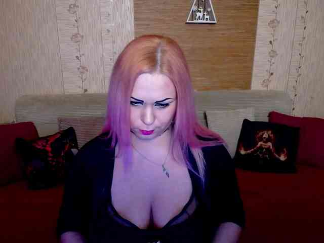 AnnessixReign webcam